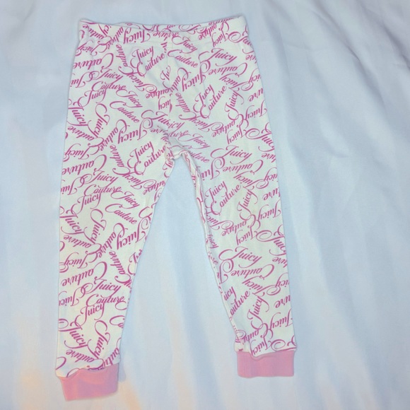 Juicy Couture Baby Pajamas - Picture 5 of 5